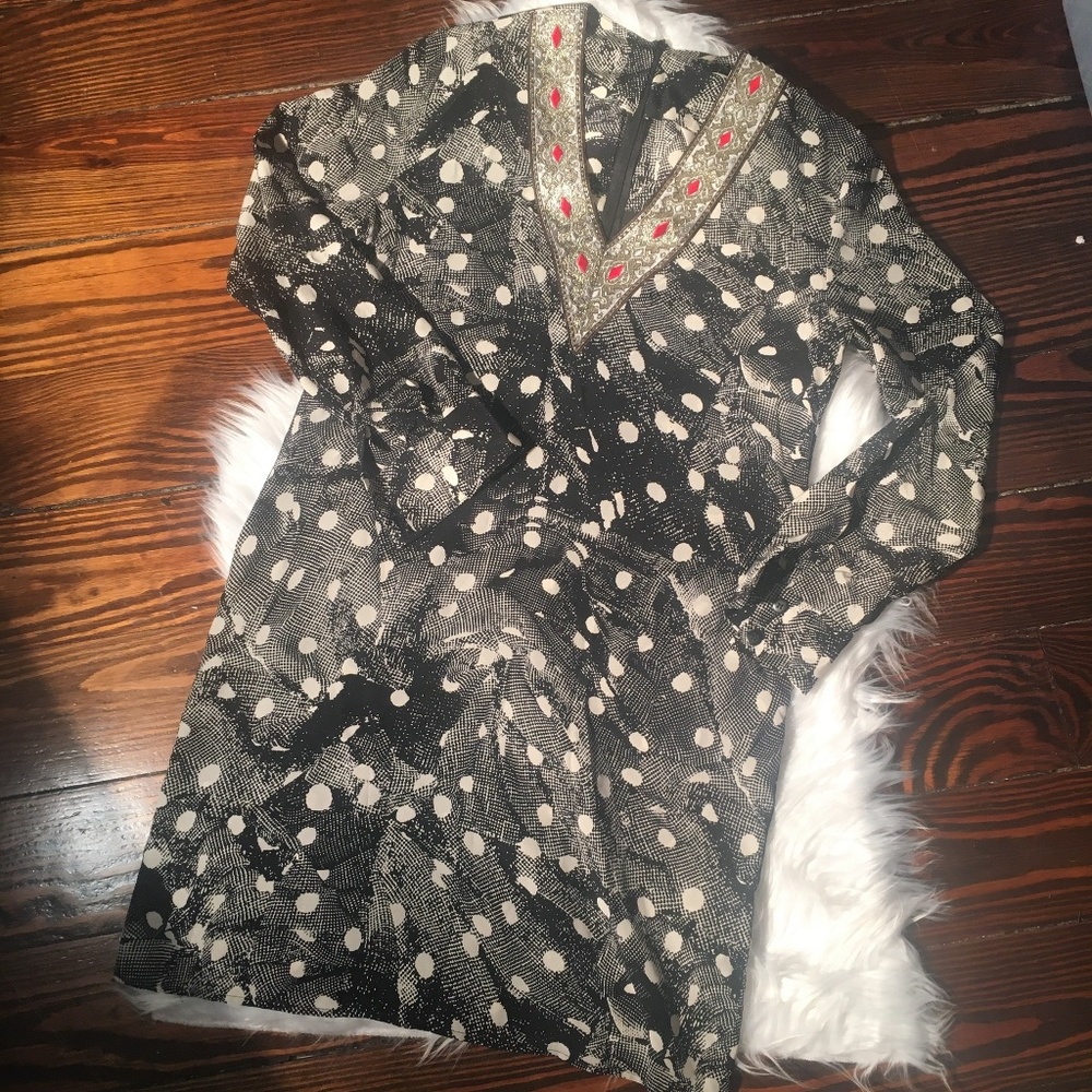 TUCKER $218 Size XS 100% Silk Tunic Dresss